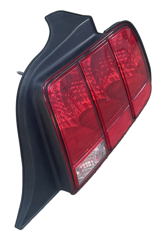 05 06 07 08 09 FORD MUSTANG Tail Light Lamp Assembly Right Passenger Side