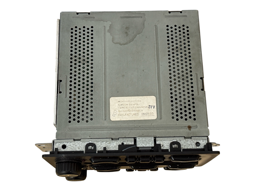 Gm OEM Radio 25753974 6-disc Cd Am/fm Uc6 Truck/suv 03-05 Silverado Tahoe Yukon