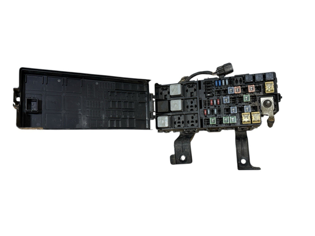 2006–2009 Ford Fusion Engine Bay Fuse Box Under Hood Power Distribution OEM