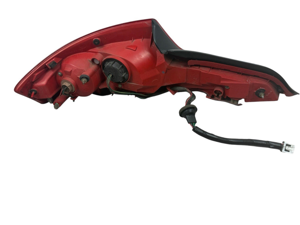 2003-2005 Infiniti G35 Coupe Right Passenger Tail Light OEM 26550-AM825