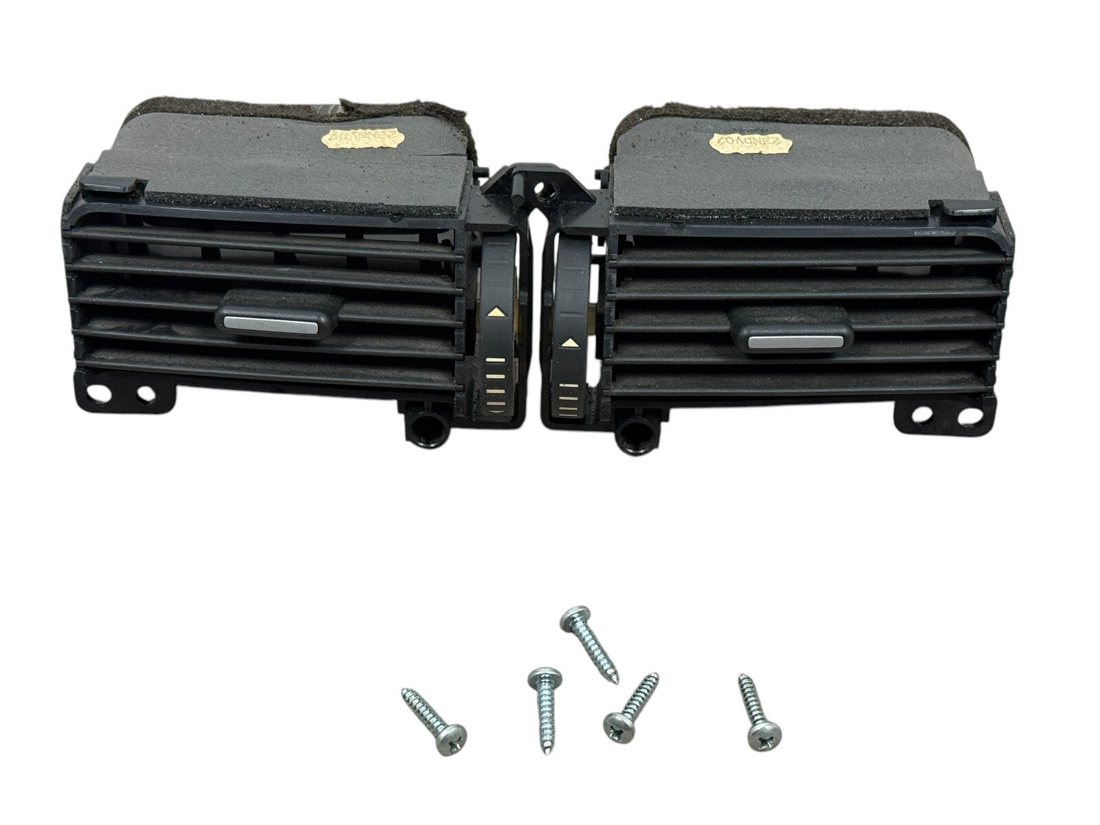 2008–2009 Pontiac G8 Center Dash AC Vent OEM 92181991 / 92161833 Black