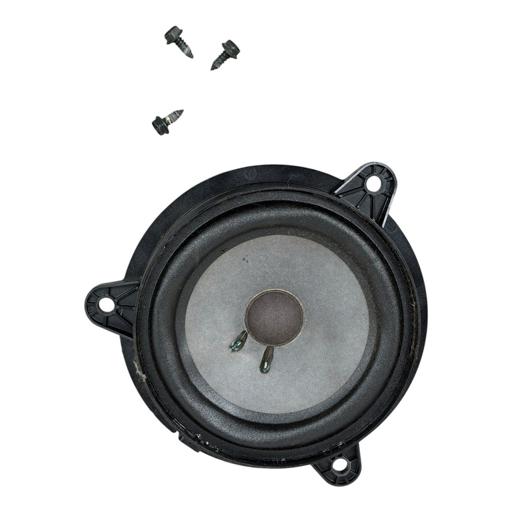 03-08 Infiniti G35 Front Left/ Right Side Door  Speaker Audio System 28156-AM900