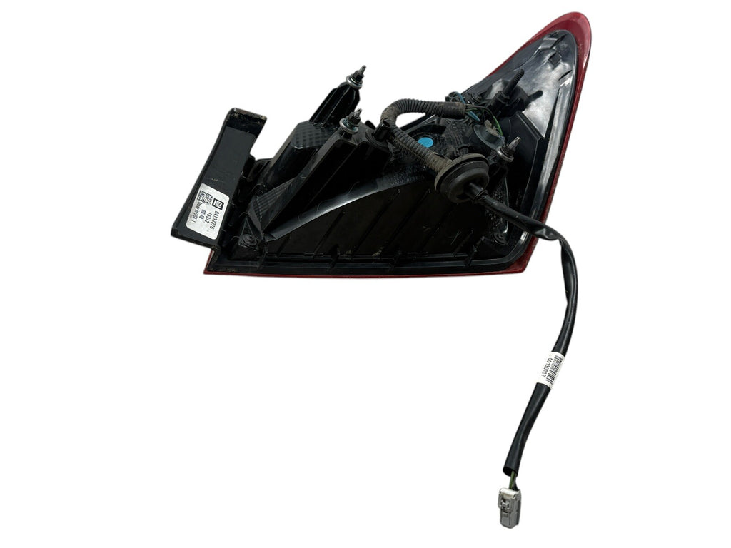 Fits 2016 - 2024 Chevy Malibu LH Driver Tail Light Assy Quarter Mounted OEM