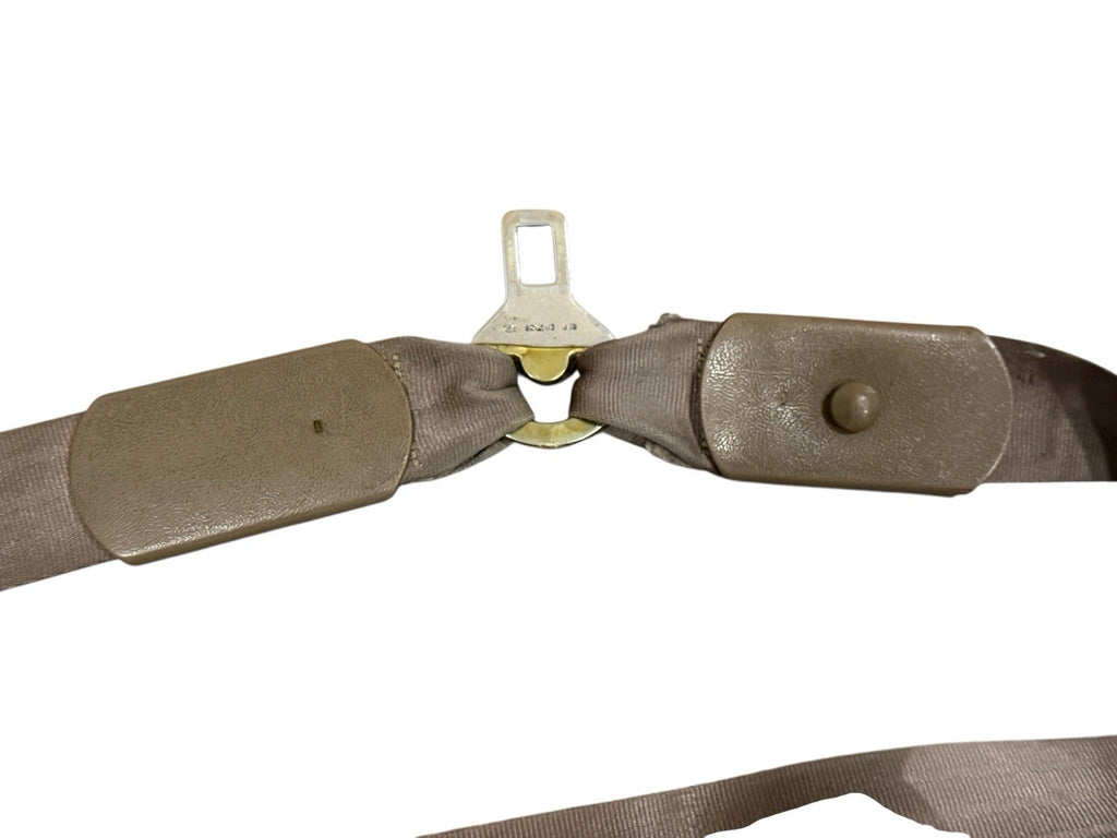 1995-1998 Chevy GMC Silverado Sierra Ext/Crew Cab RH Seat Belt Retractor Tan