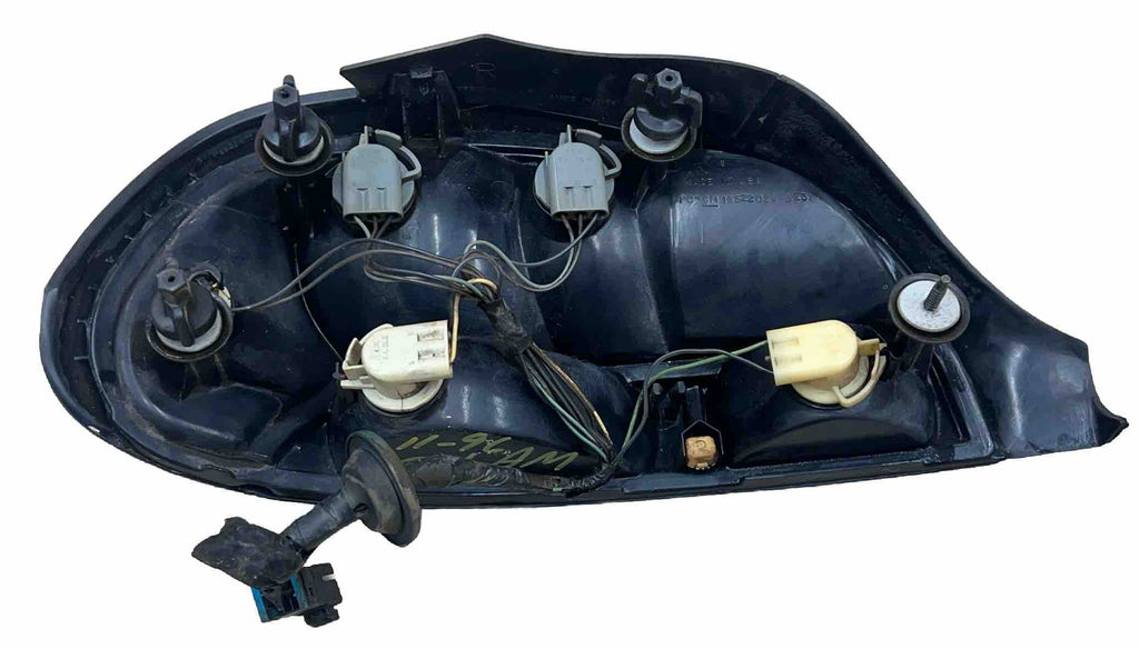 1996 Grand Am SE RH Tail Lamp w/HARNESS 96-98