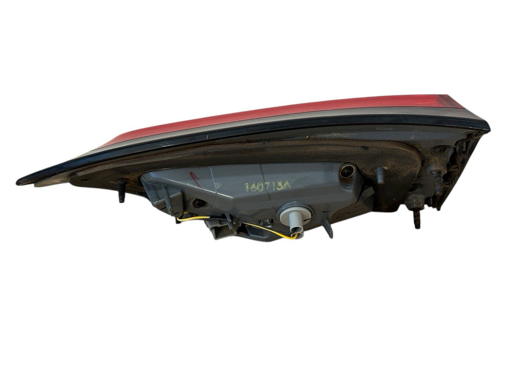 2014-18 Jeep Cherokee Left Driver Side Inner Tail Light OEM 68330345AA