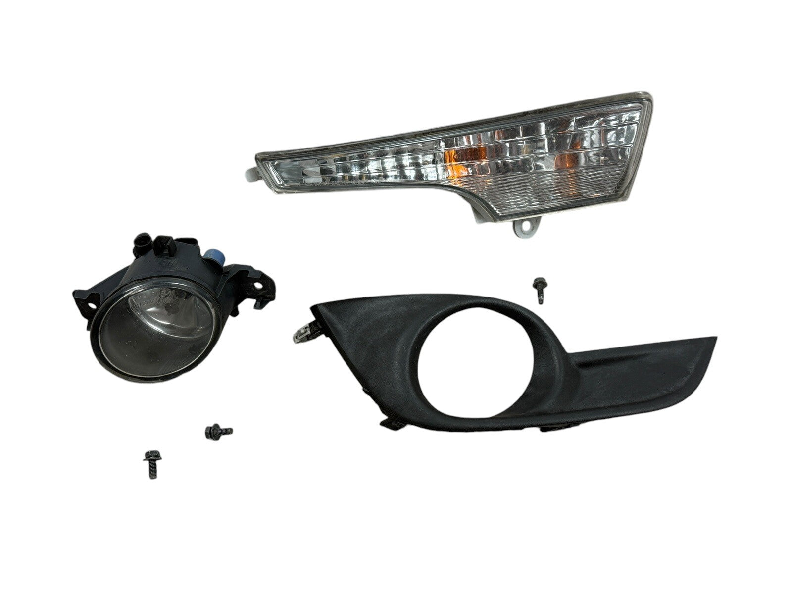 2013–2015 Nissan Altima RH Fog Light Lamp Bezel & Turn Signal OEM Complete Set