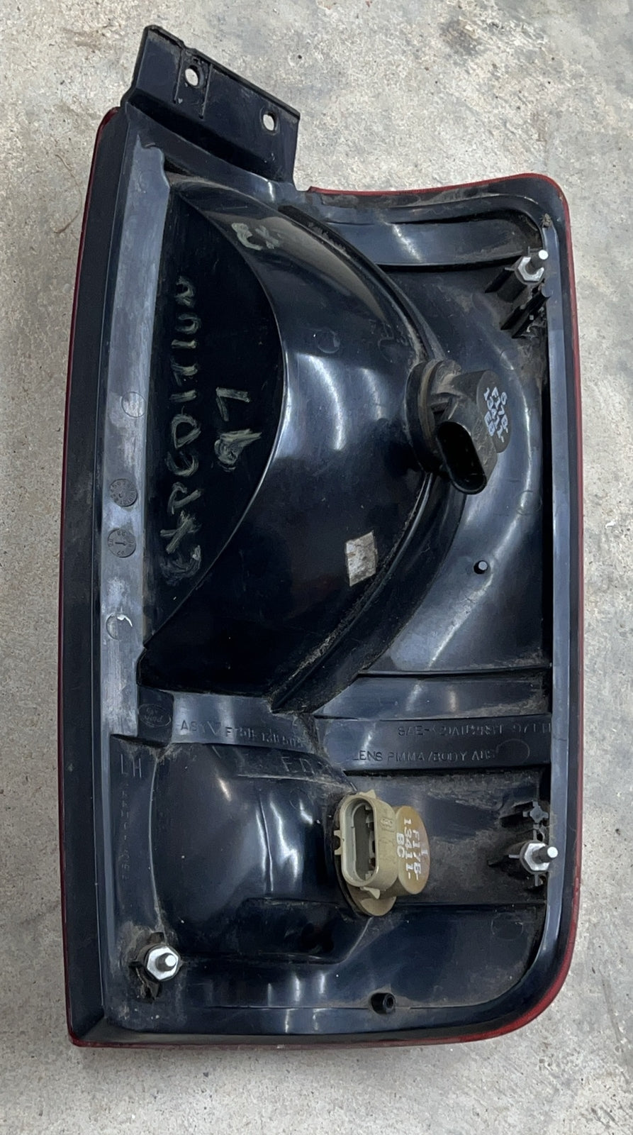 1997 - 2002 OEM Ford Expedition Tail Light Lens Driver side LH Part #44ZH-1093