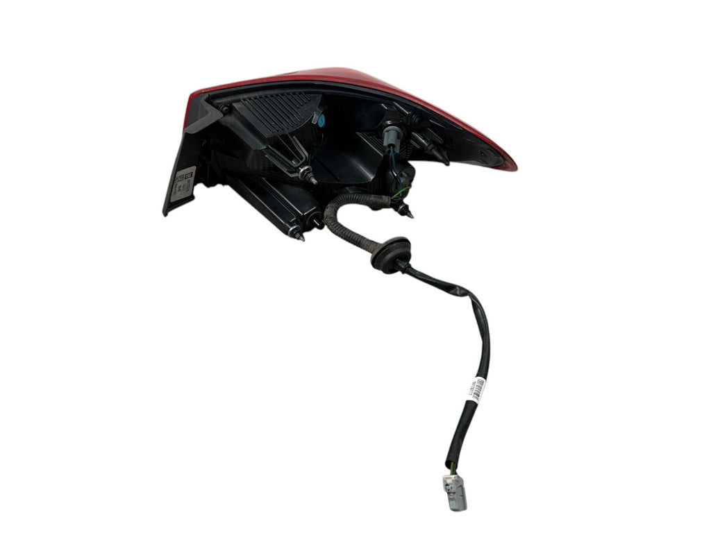 Fits 2016 - 2024 Chevy Malibu LH Driver Tail Light Assy Quarter Mounted OEM