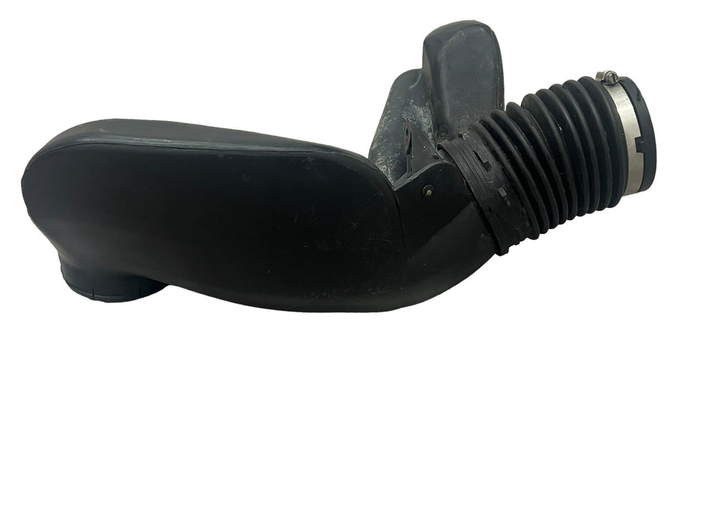 2003 - 2006 Chevrolet Silverado Air Intake Tube Duct Hose 25335335 OEM