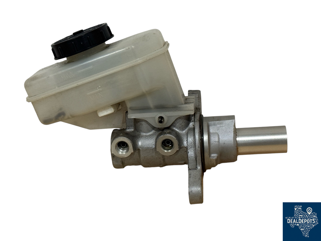 03-07 Infiniti G35/M35/M45 Coupe Brake Master Cylinder OEM Bosch 46010-AC725