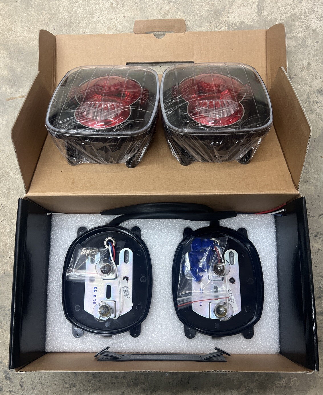 87-06 Jeep Wrangler Euro Style Tail Lights
