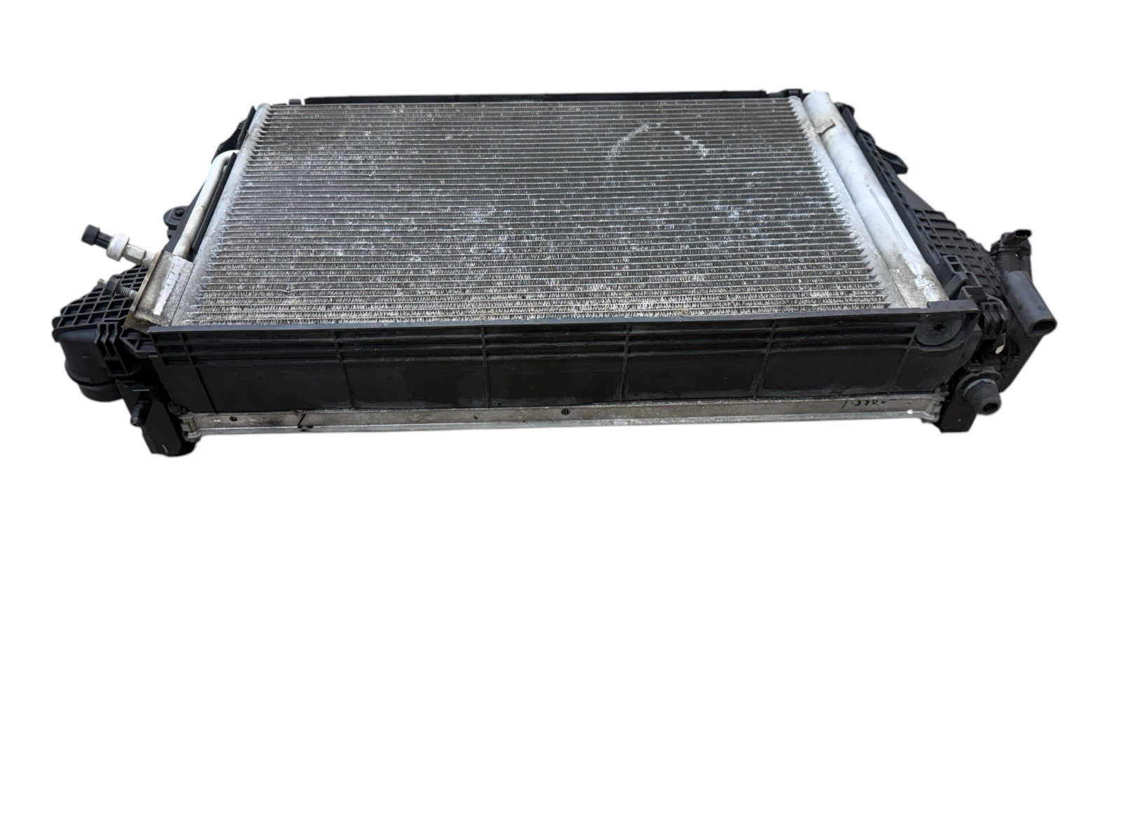 2016-2020 Chevrolet Malibu Radiator Condenser Cooling Assembly 1.5 L OEM