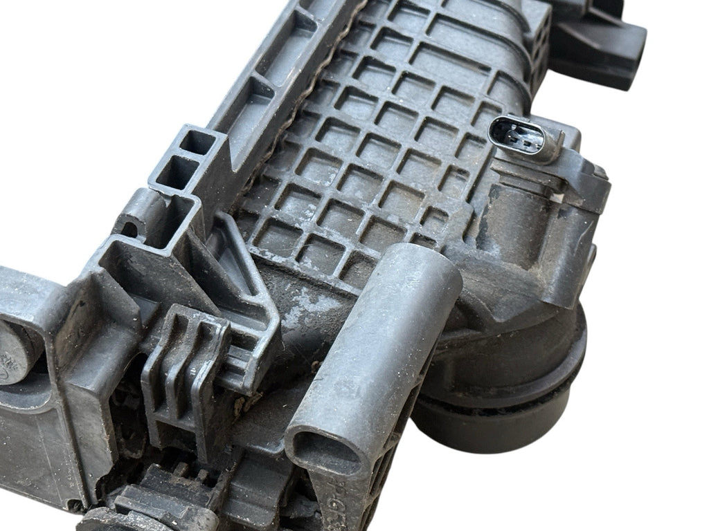 2016-2020 Chevrolet Malibu Radiator Condenser Cooling Assembly 1.5 L OEM