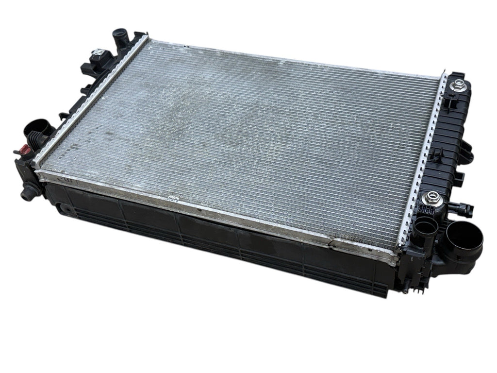 2016-2020 Chevrolet Malibu Radiator Condenser Cooling Assembly 1.5 L OEM
